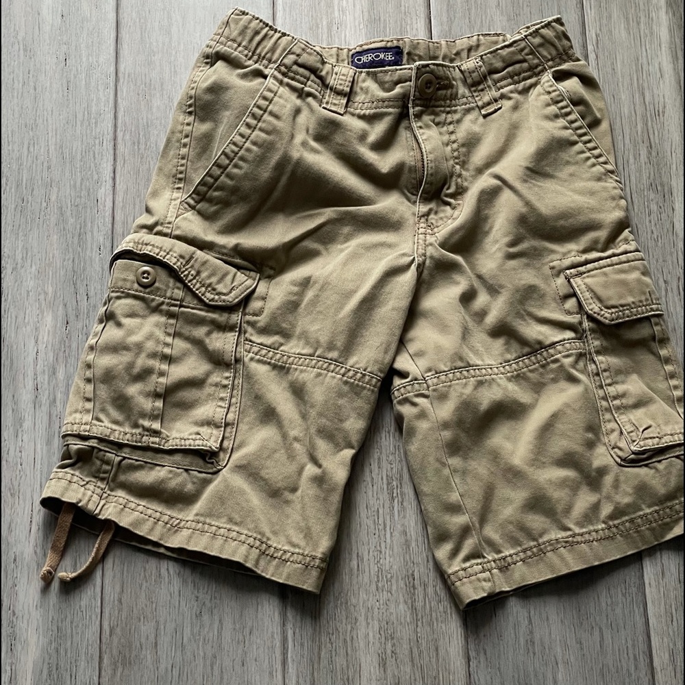♥️♥️ Boy’s Cherokee Cargo Shorts Size 8 ♥️♥️♥️